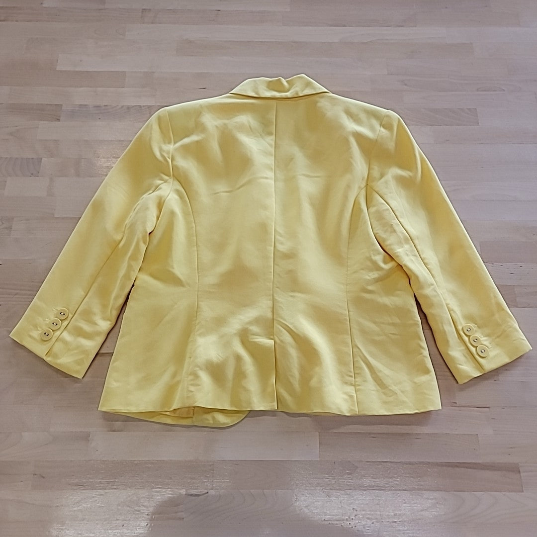 Forever 21 Size M Yellow Blazer