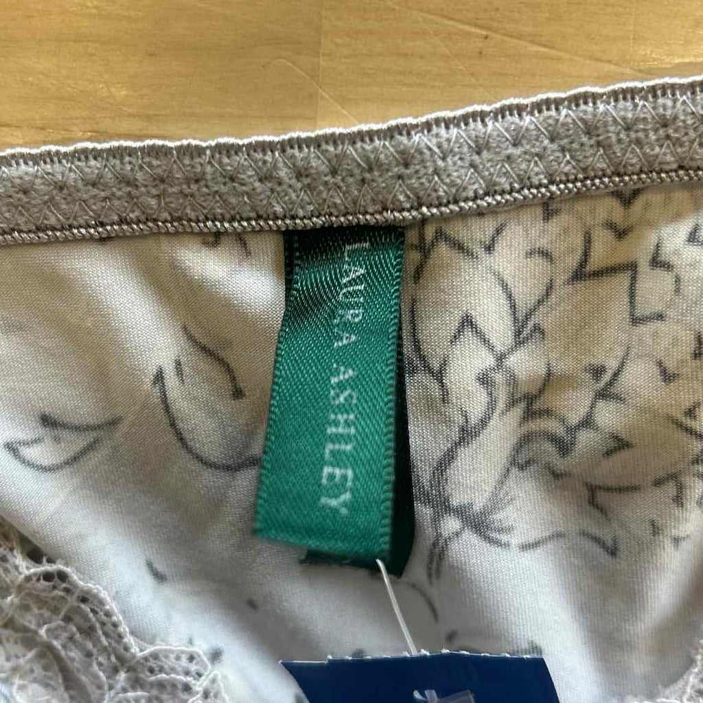 Laura Ashley Size L Black Preloved Tank