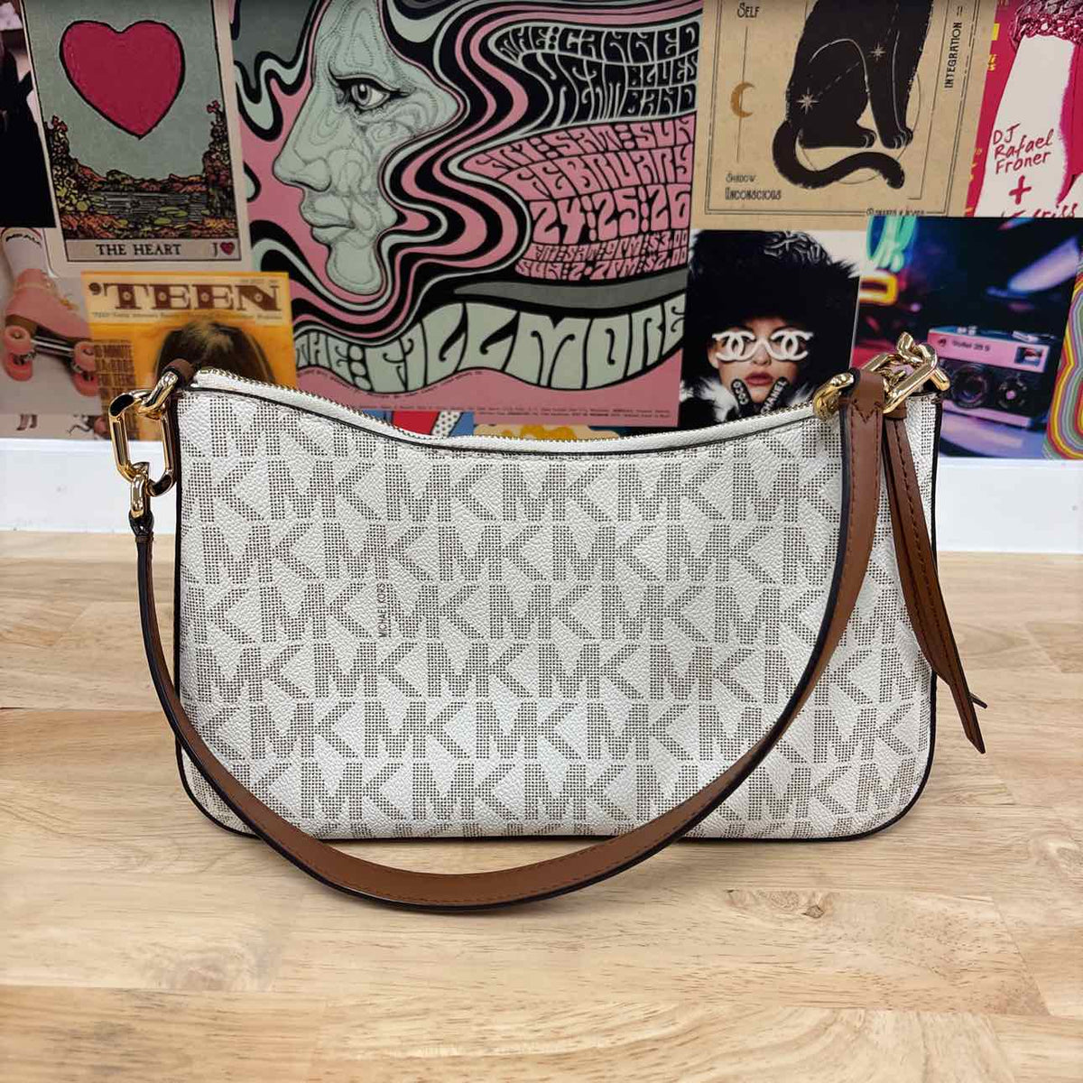 Michael Kors White Leather Preloved Handbag