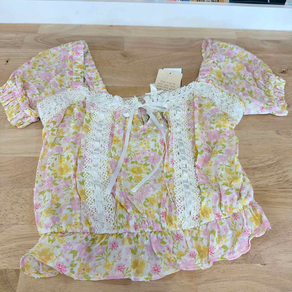 Self E Size XS Self Esteem Floral Short Sleeve Peasant Blouse