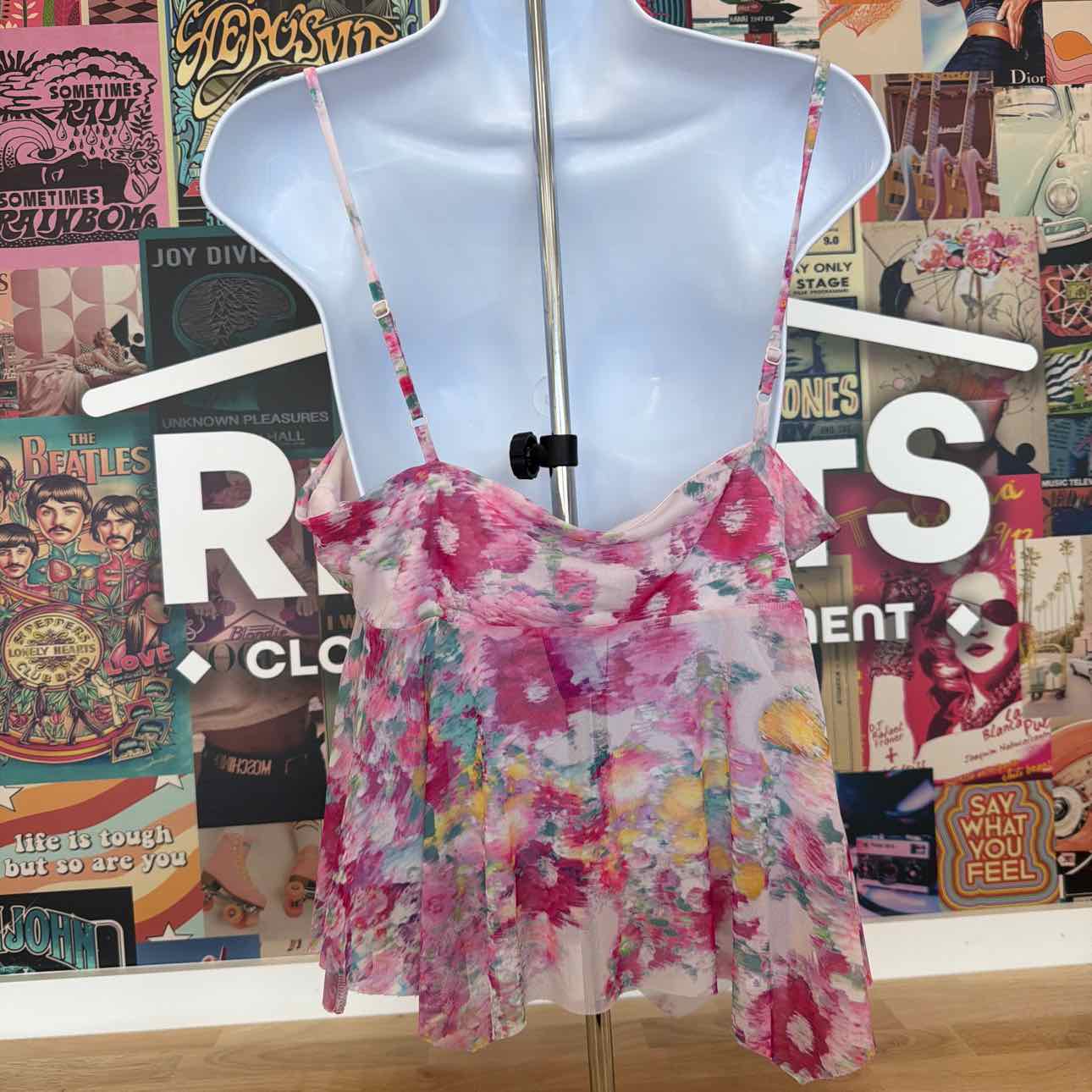 Steve Madden Size LFloral-Print Handkerchief-Hem Sleeveless Top - Pink Hydrangea