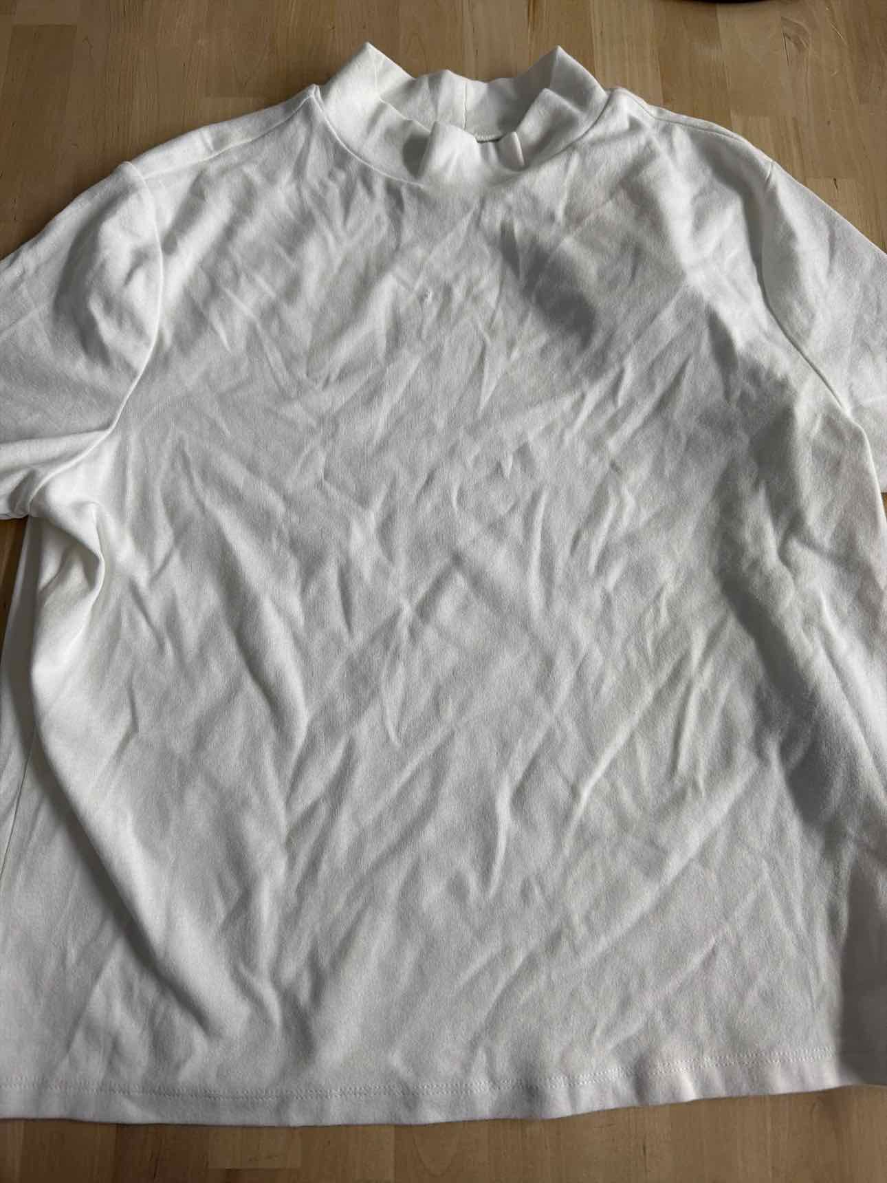 Levi's Effortless Tee