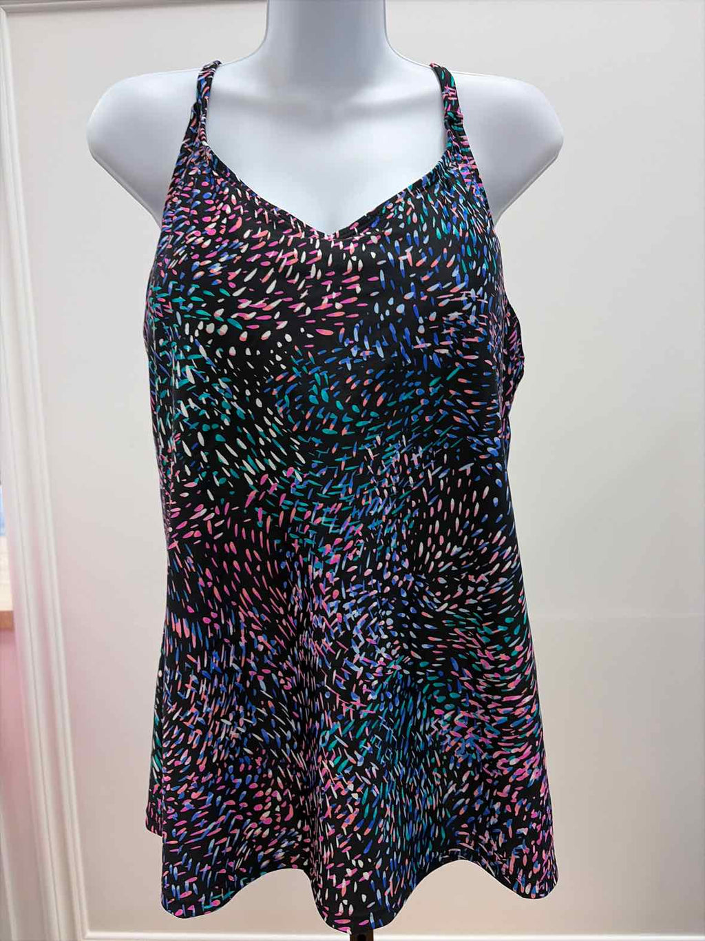 Island Escape Women's Printed Racerback Underwire Tankini Top