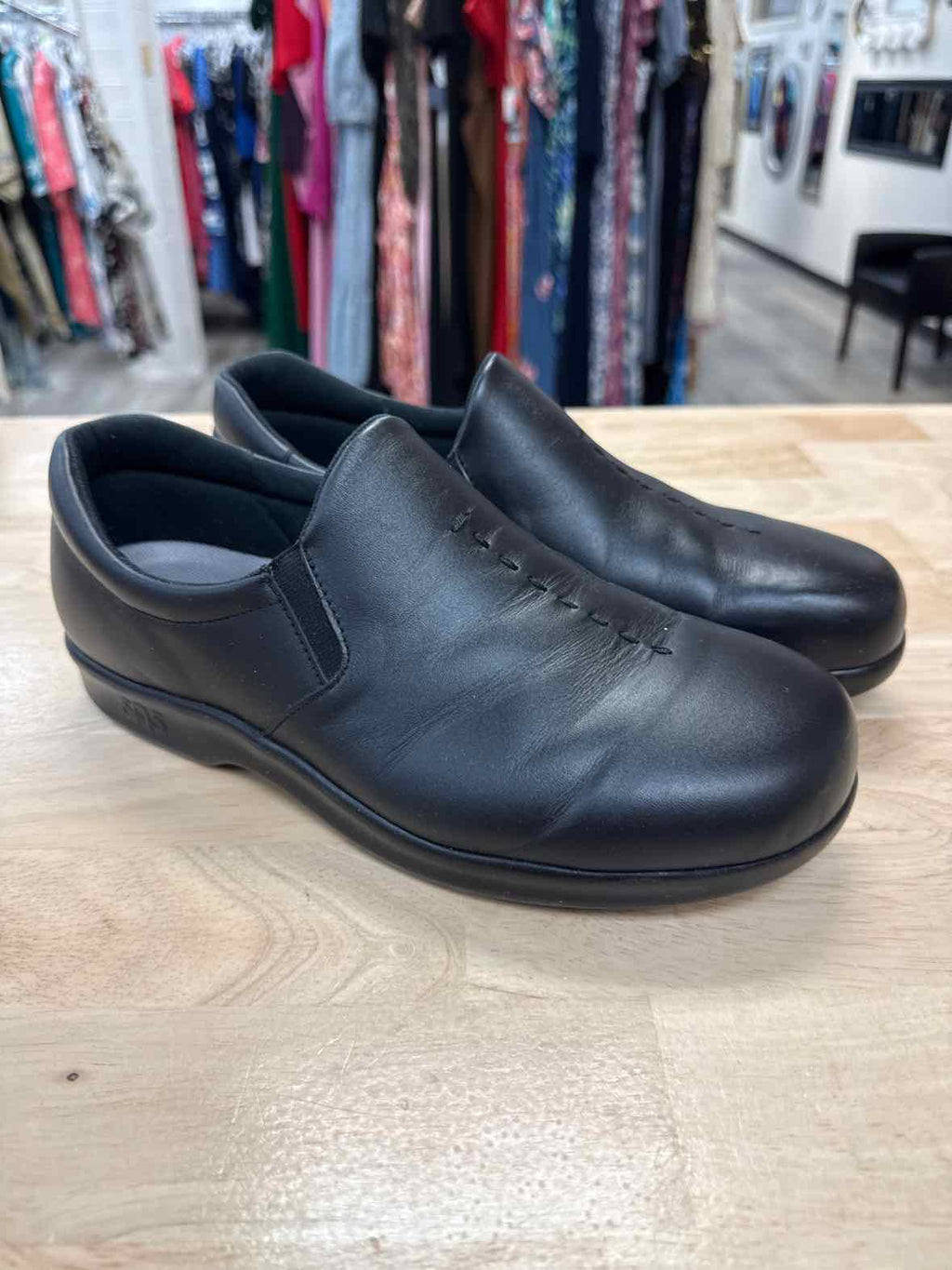 SAS Viva Size 8.5 WW Black Leather NWOT Slip On