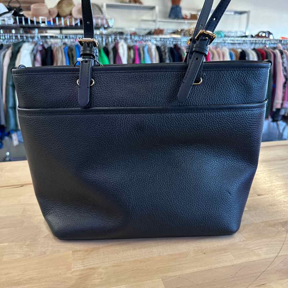 Michael Kors Winston Large Leather Zip-Top Black