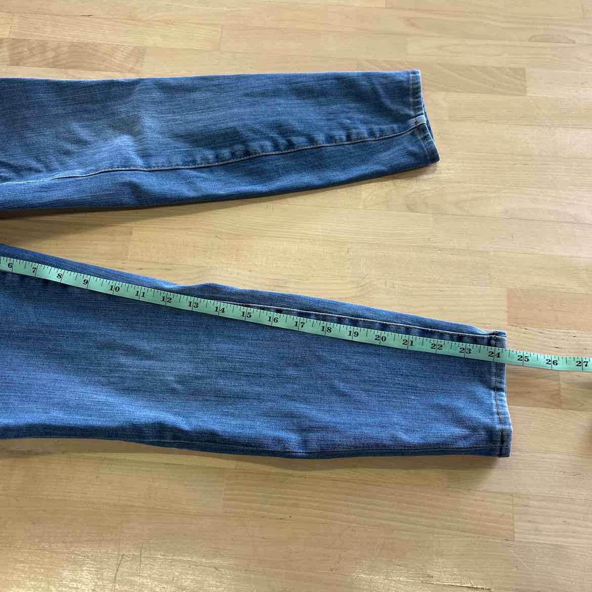Loft Size 6 Blue Preloved Jeans
