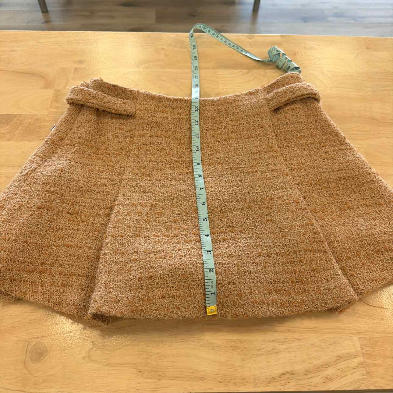 astr Size M Tan New Skirt