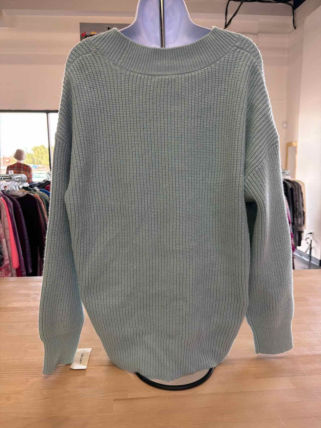 On 34th Size XL Blue Sweater