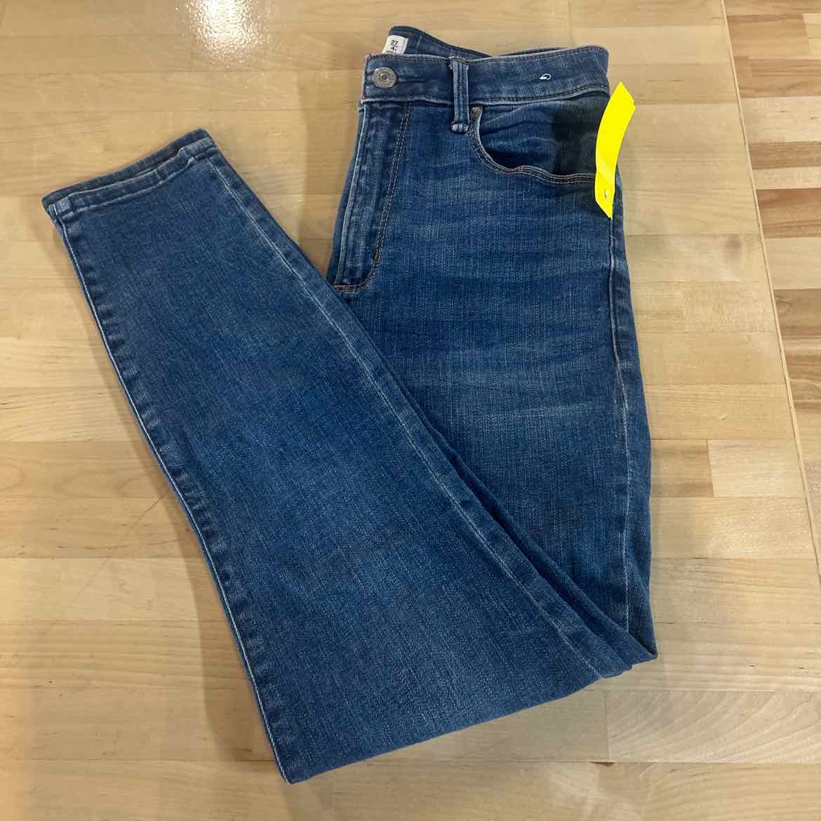 Abercrombie & Fitch Size 27 / 4 Blue Denim Preloved Jeans