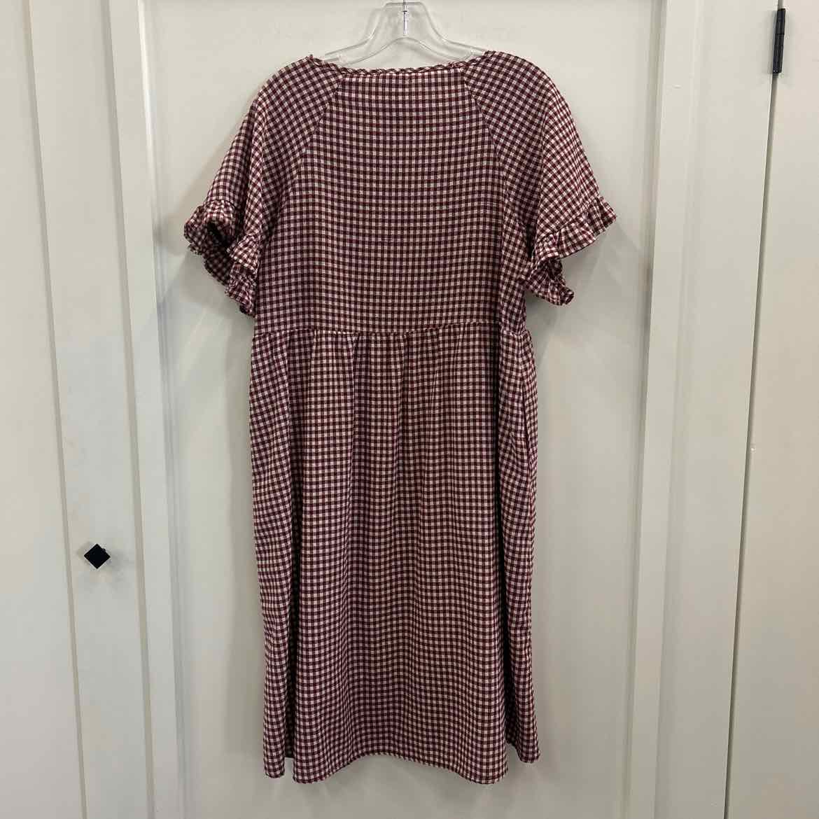 Lein In Co Size M Red White Preloved Dress
