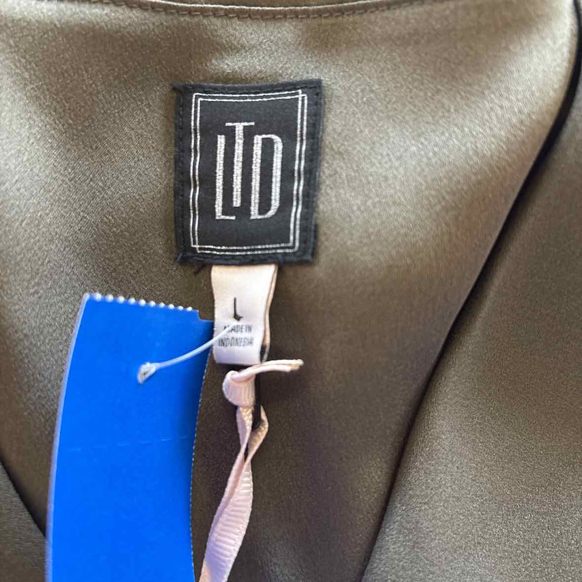 LTD Size L Green Sleeveless