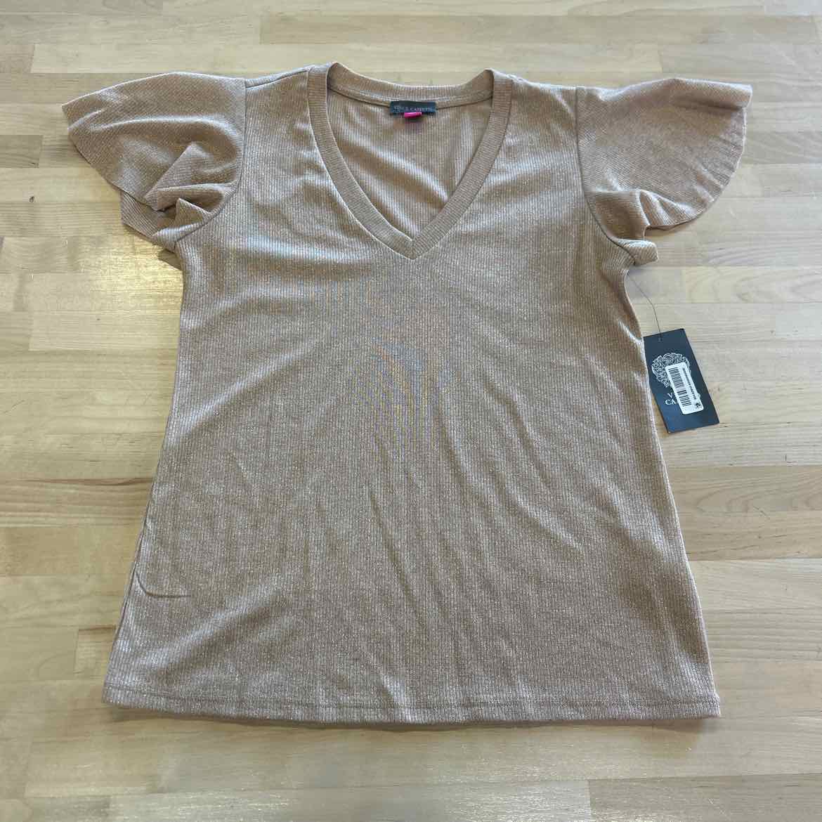 Vince Camuto Size XS Gold T-shirt