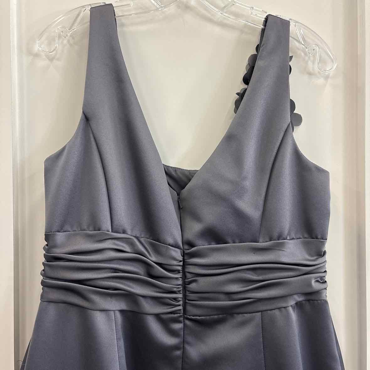 Davids Bridal Size 14 Gray Dress