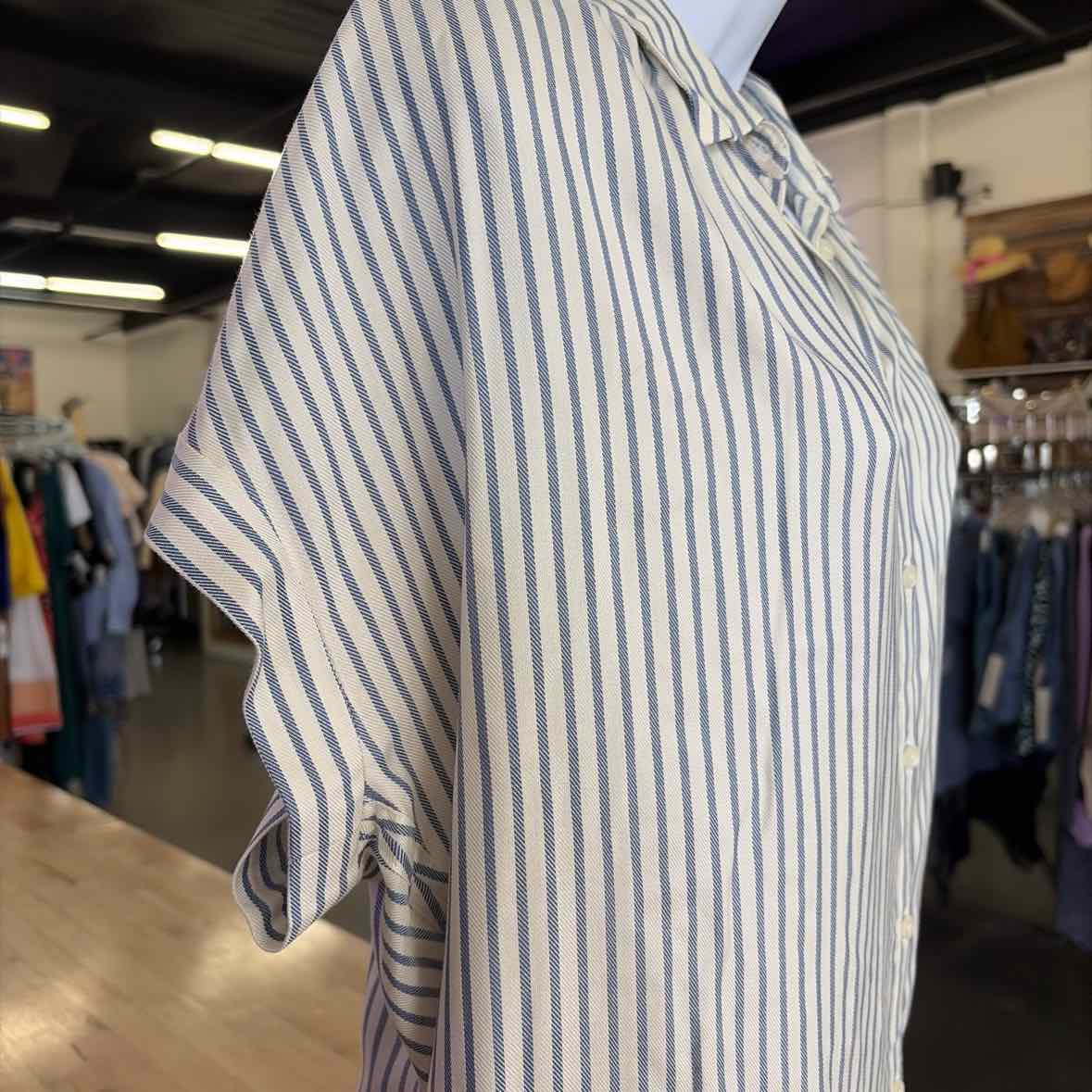 Madewell Size S White Blue viscose Preloved Button Down SS