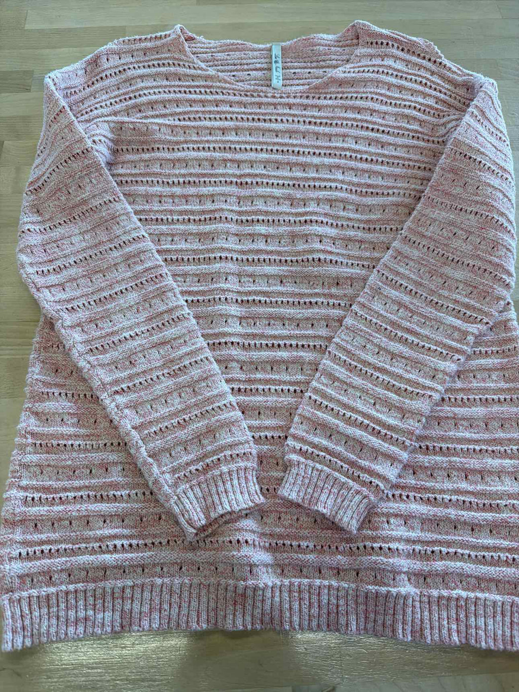 Leo &  Nicole Size S Pink Sweater