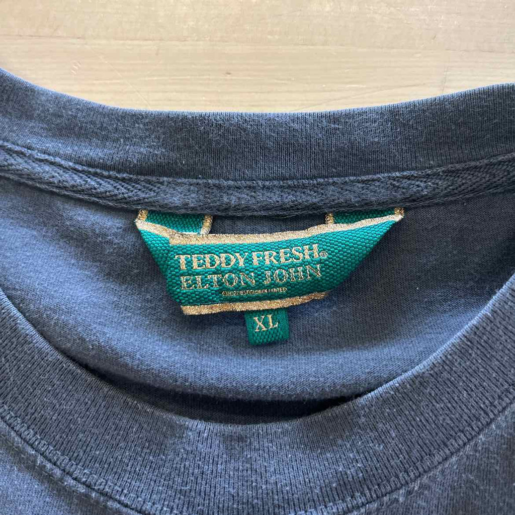 Teddy Fresh Size XL Black Preloved MENS T-shirt