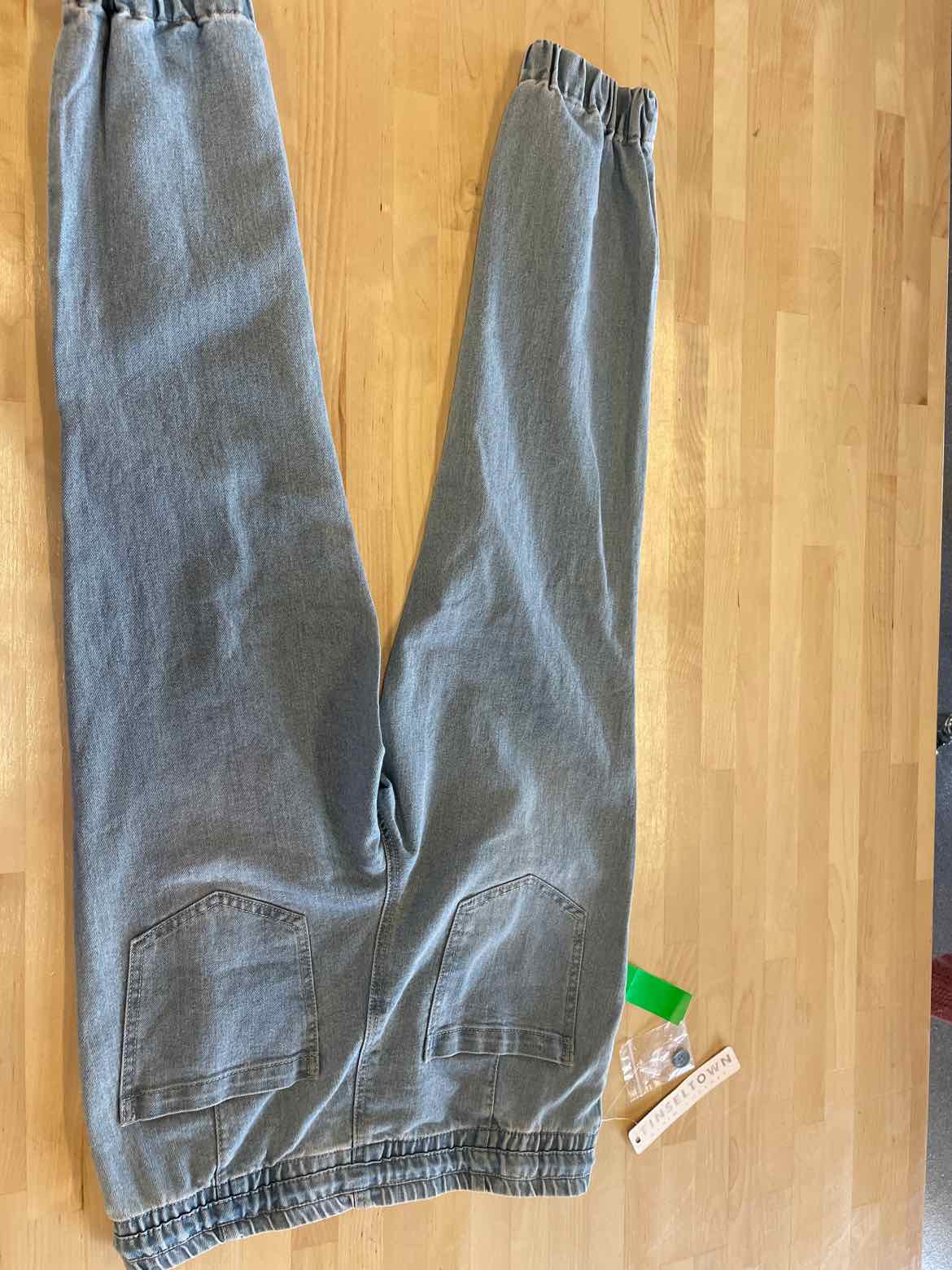 TINSELTOWN Size M Blue Pants