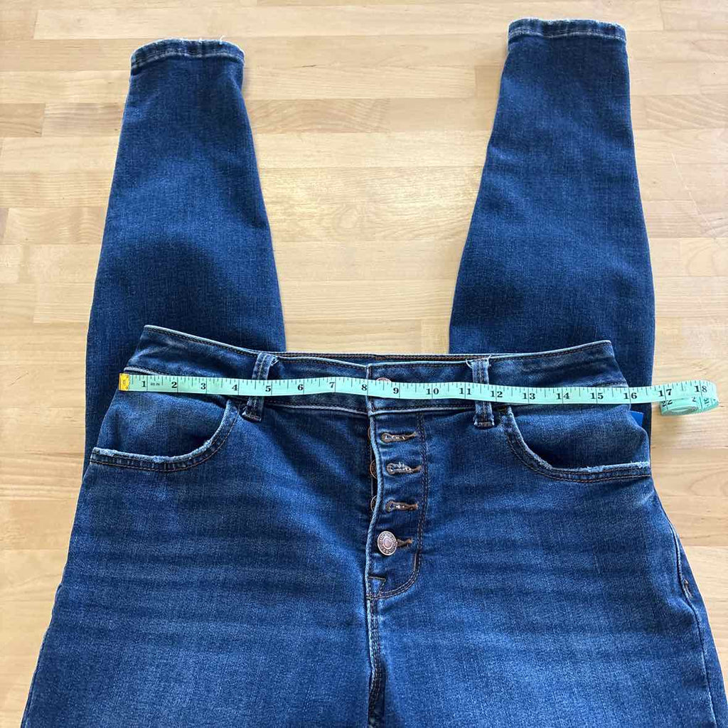 Maurices Size M Blue Jeans