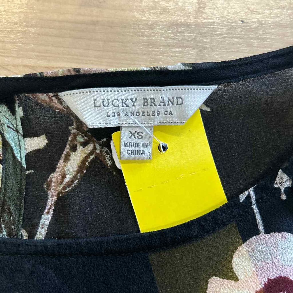 Lucky Brand Size XS Black T-shirt