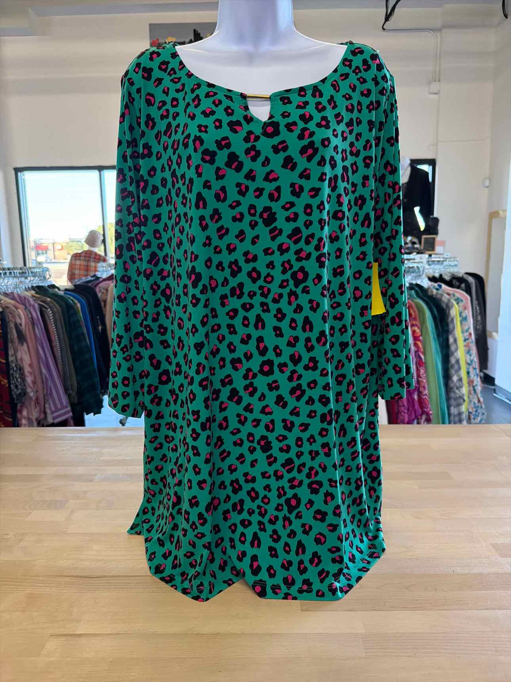 Iman Size 2X Green Blouse