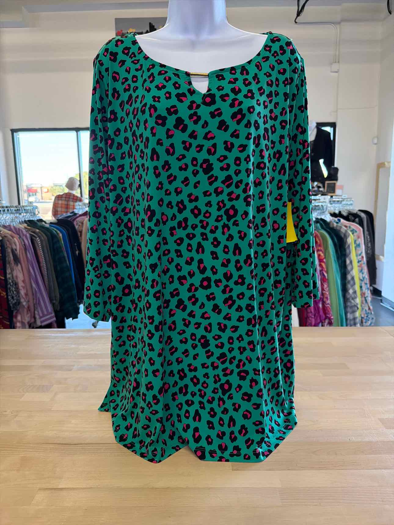 Iman Size 2X Green Blouse