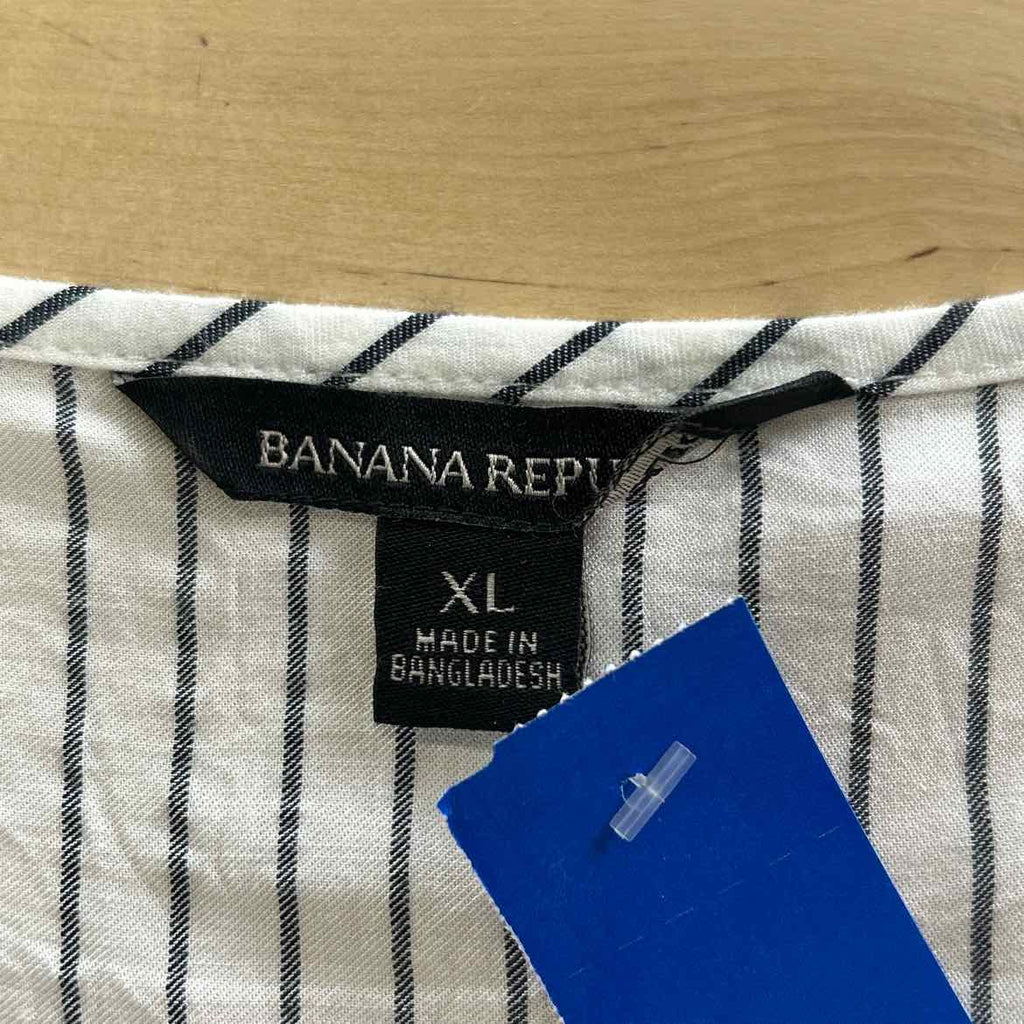 Banana Republic Size XL White Preloved Sleeveless