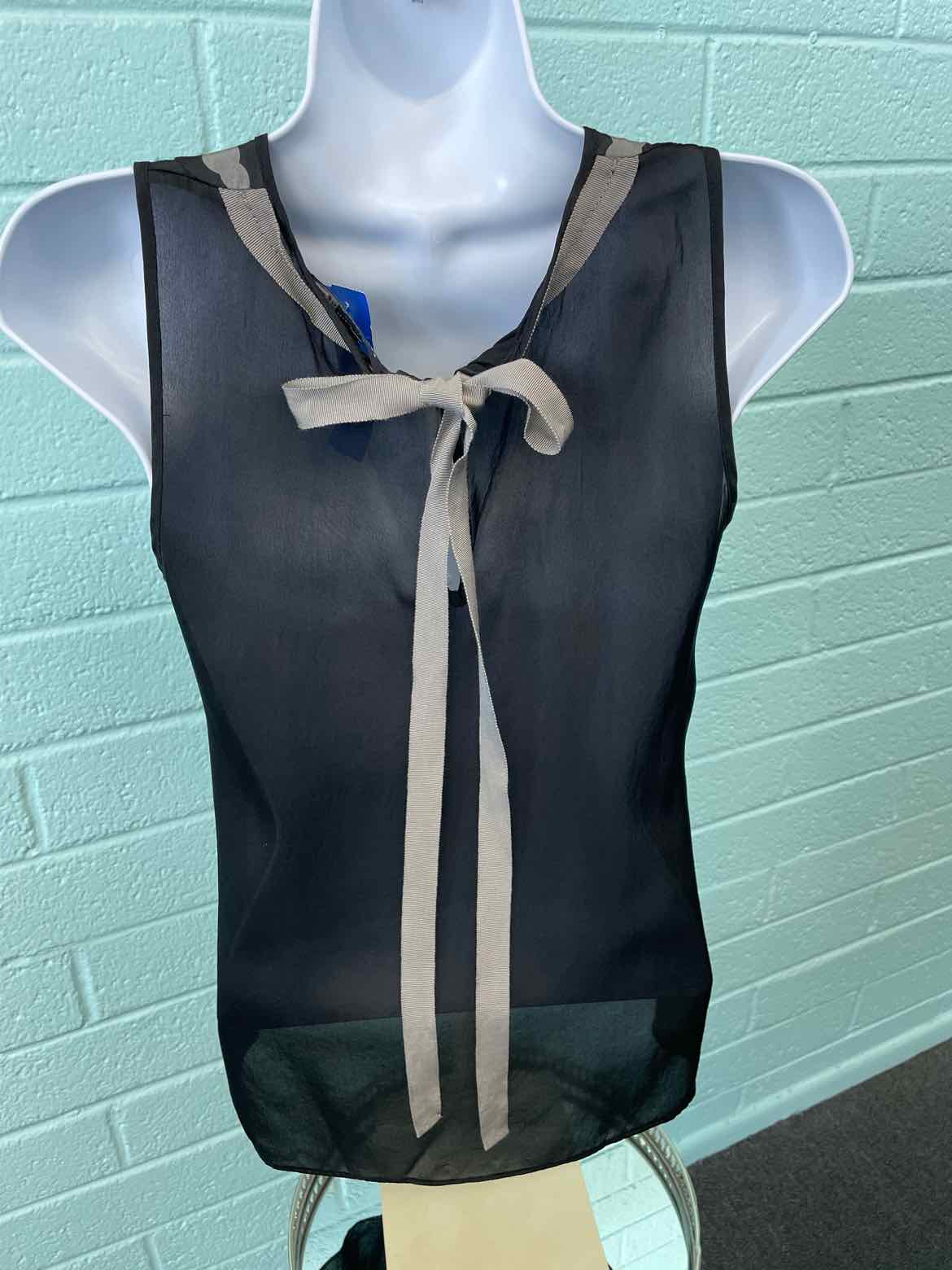 Banana Republic Size S Gray & black Sleeveless