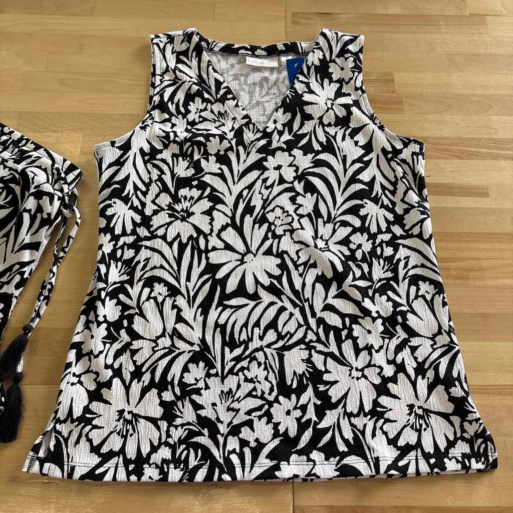 Kim Gravel Size M Black/White Preloved 2 pc sets