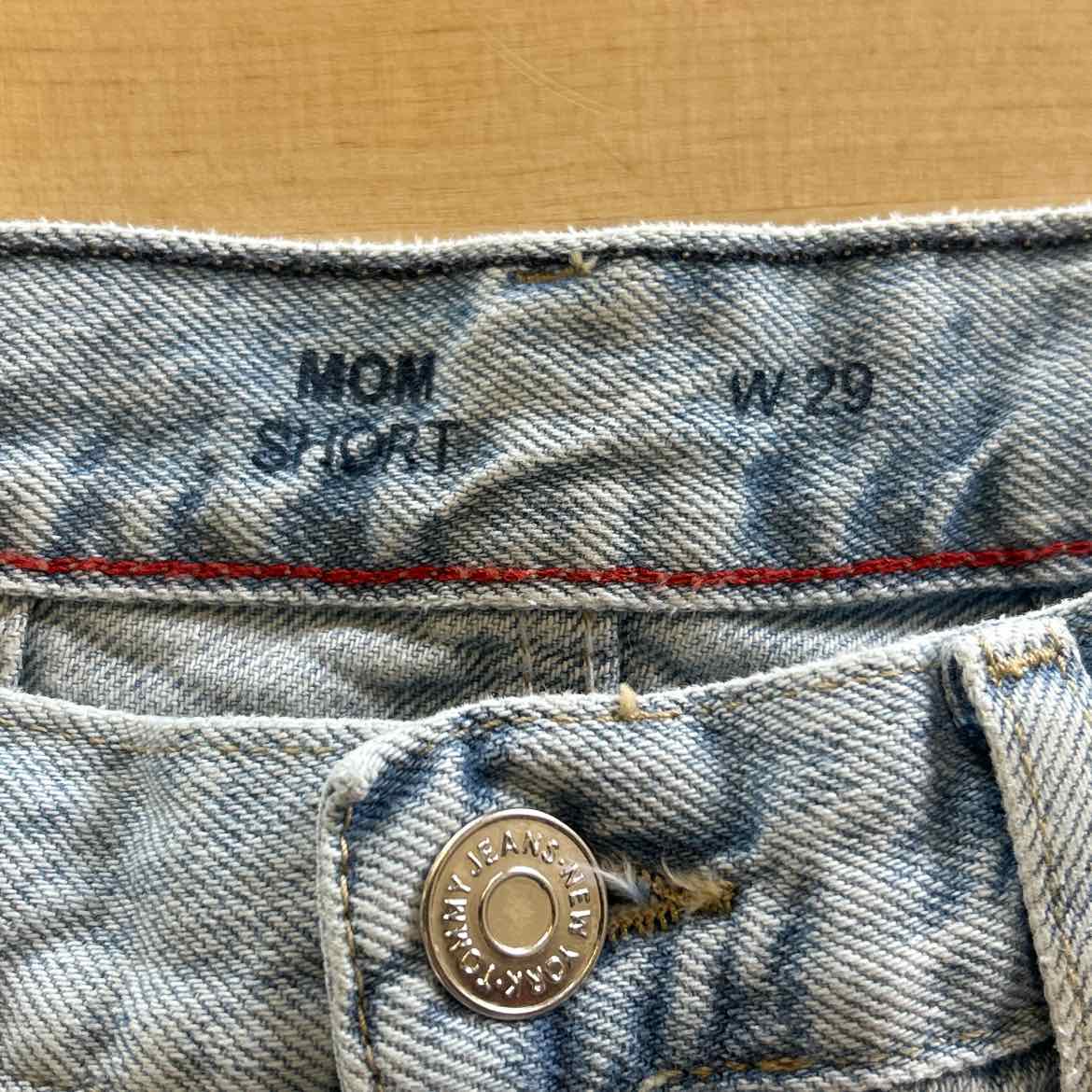 Tommy Hilfiger Women Size 29 Blue Denim Preloved Shorts
