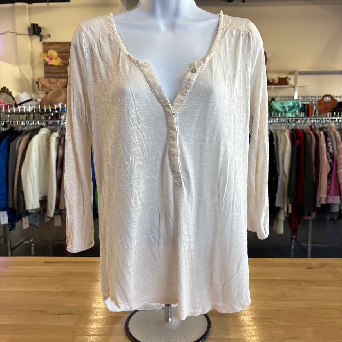 Lucky Brand Size L White Long Sleeve