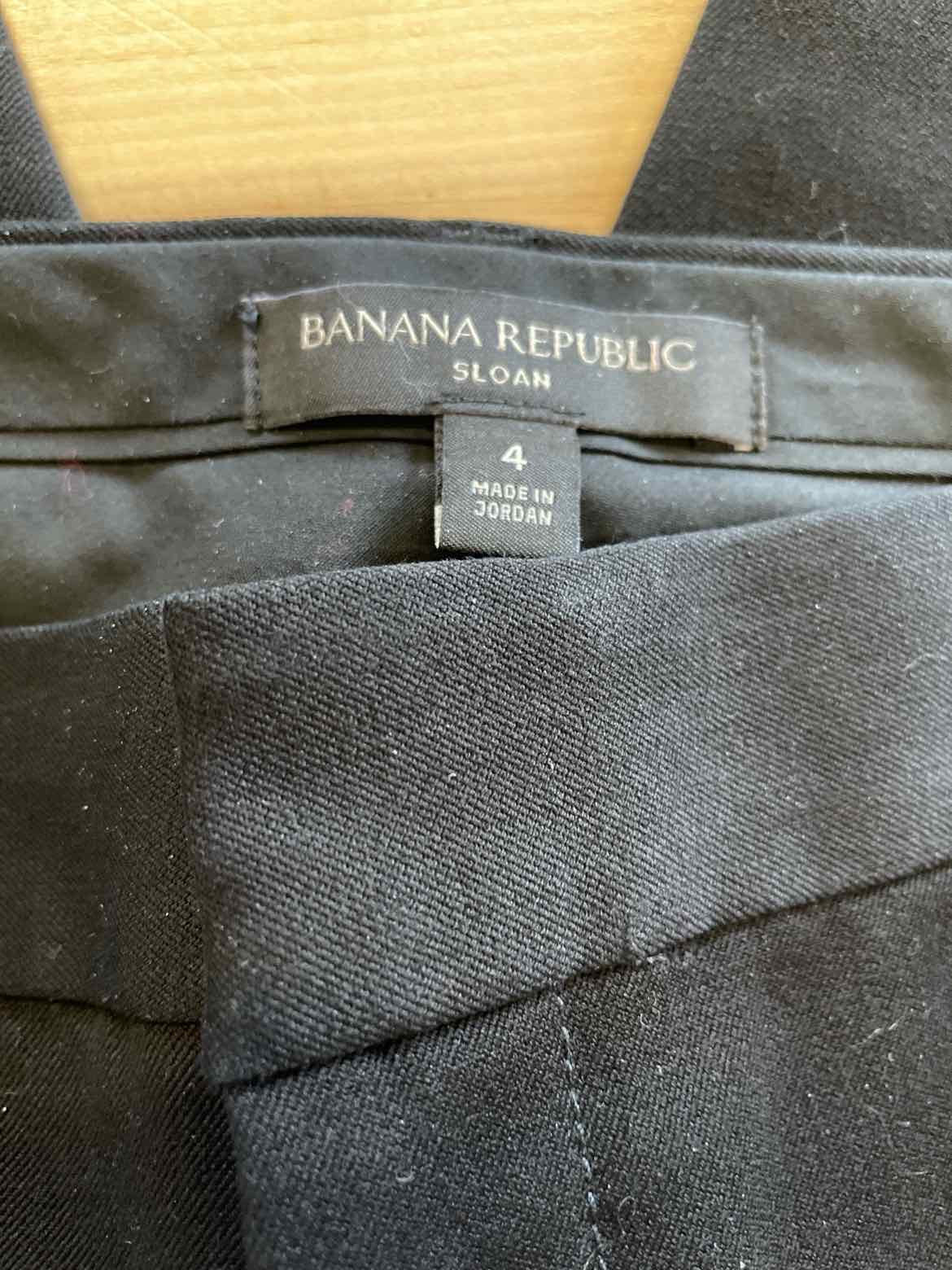Banana Republic Size 4 Black Pants