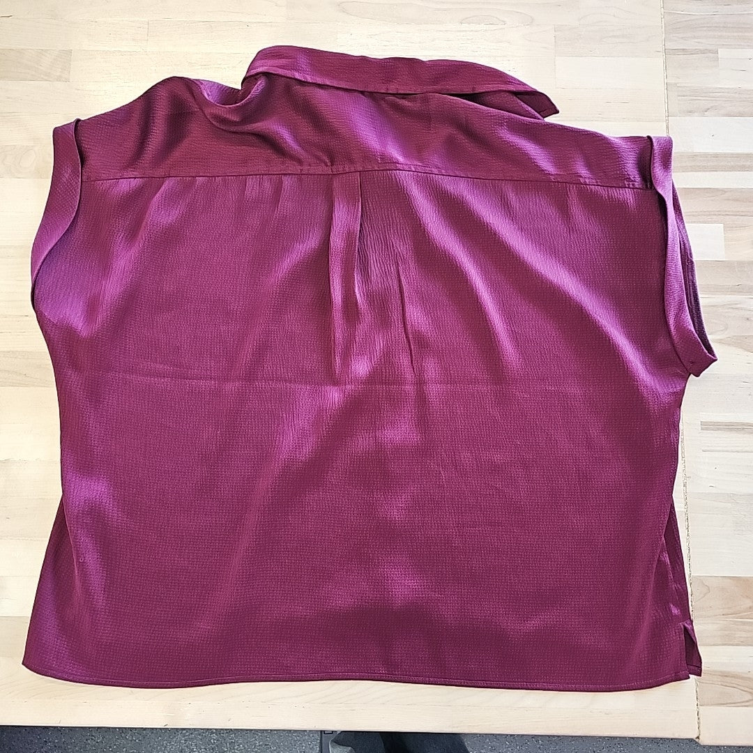 Banana Republic Size L Red Purple Blouse