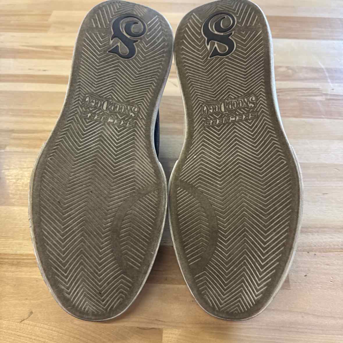 Skechers Size 10 Blue & Gold Snoop Dogg Slip In Sneakers