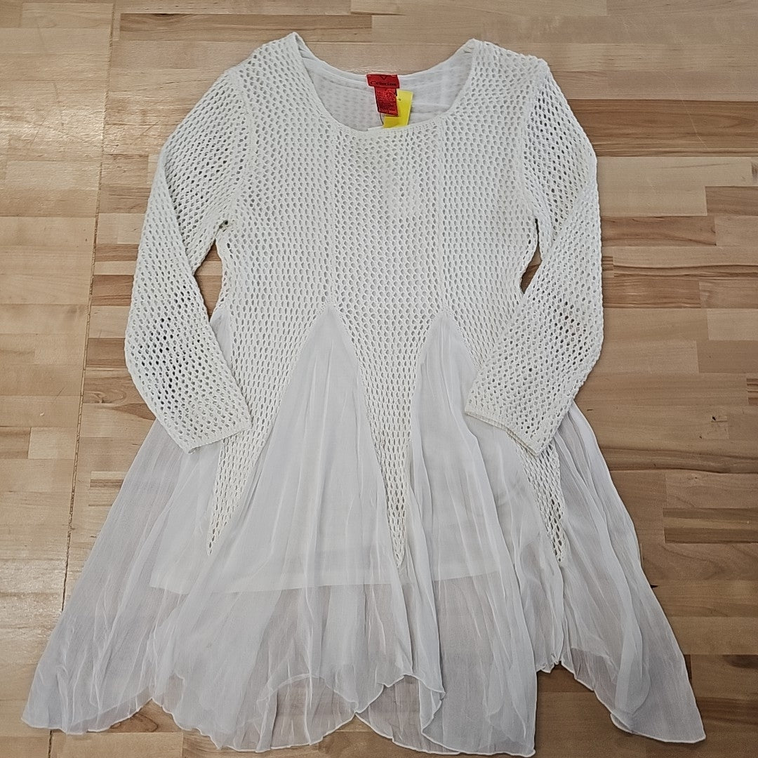 V Cristina Size M Cream Knit Tunic