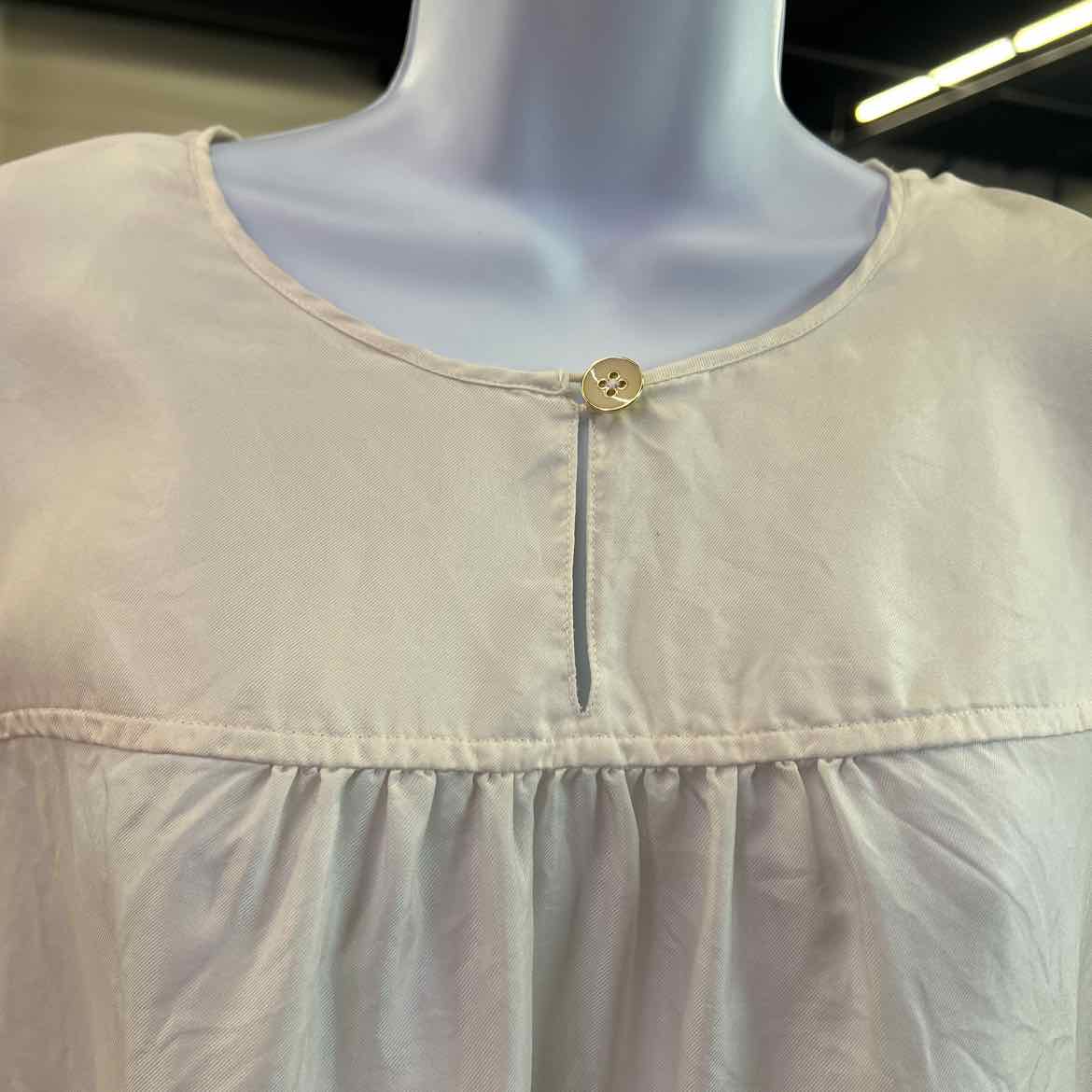 Banana Republic Size M White Preloved Blouse SS