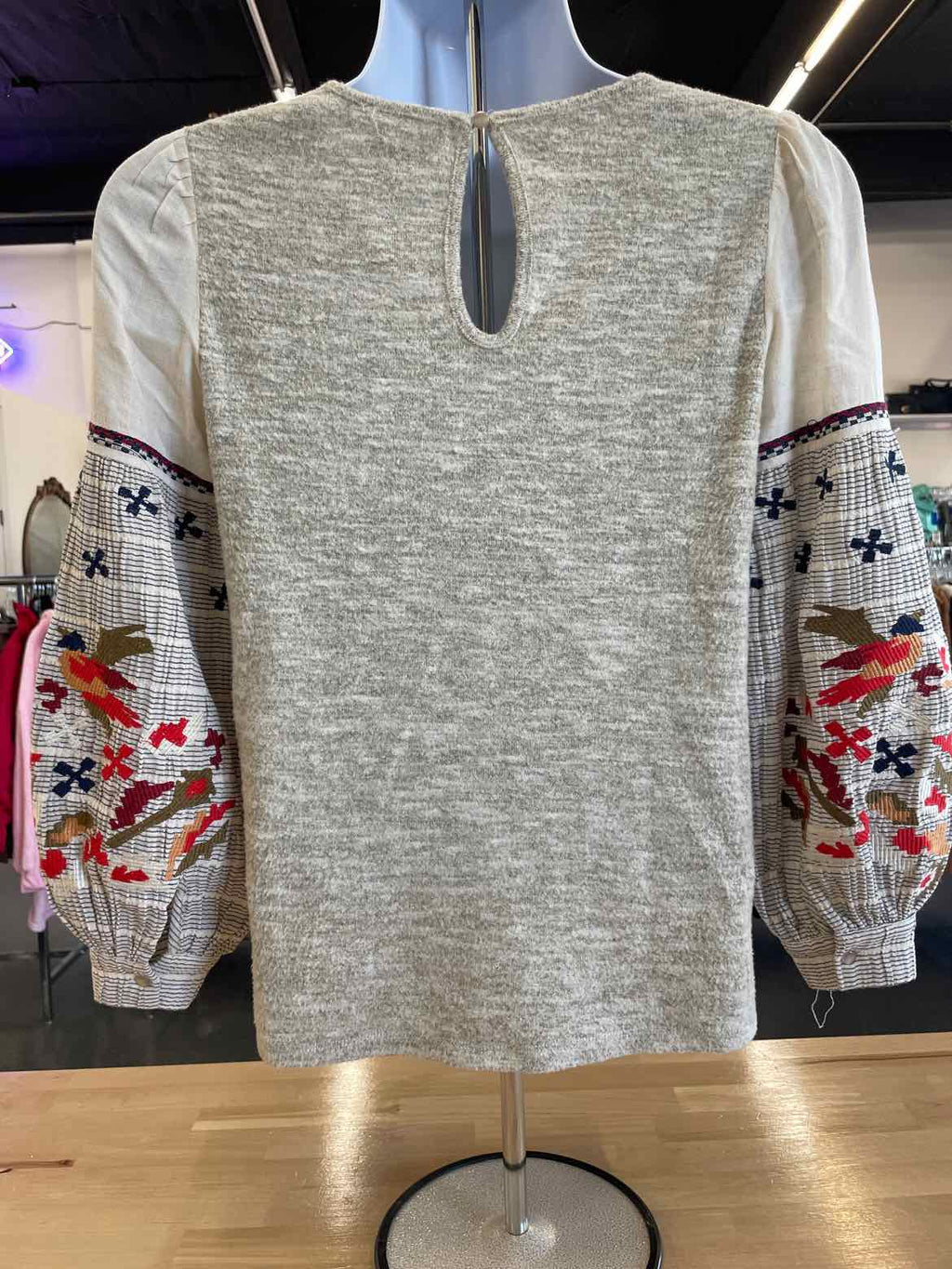 THML Size XS Gray Long Sleeve