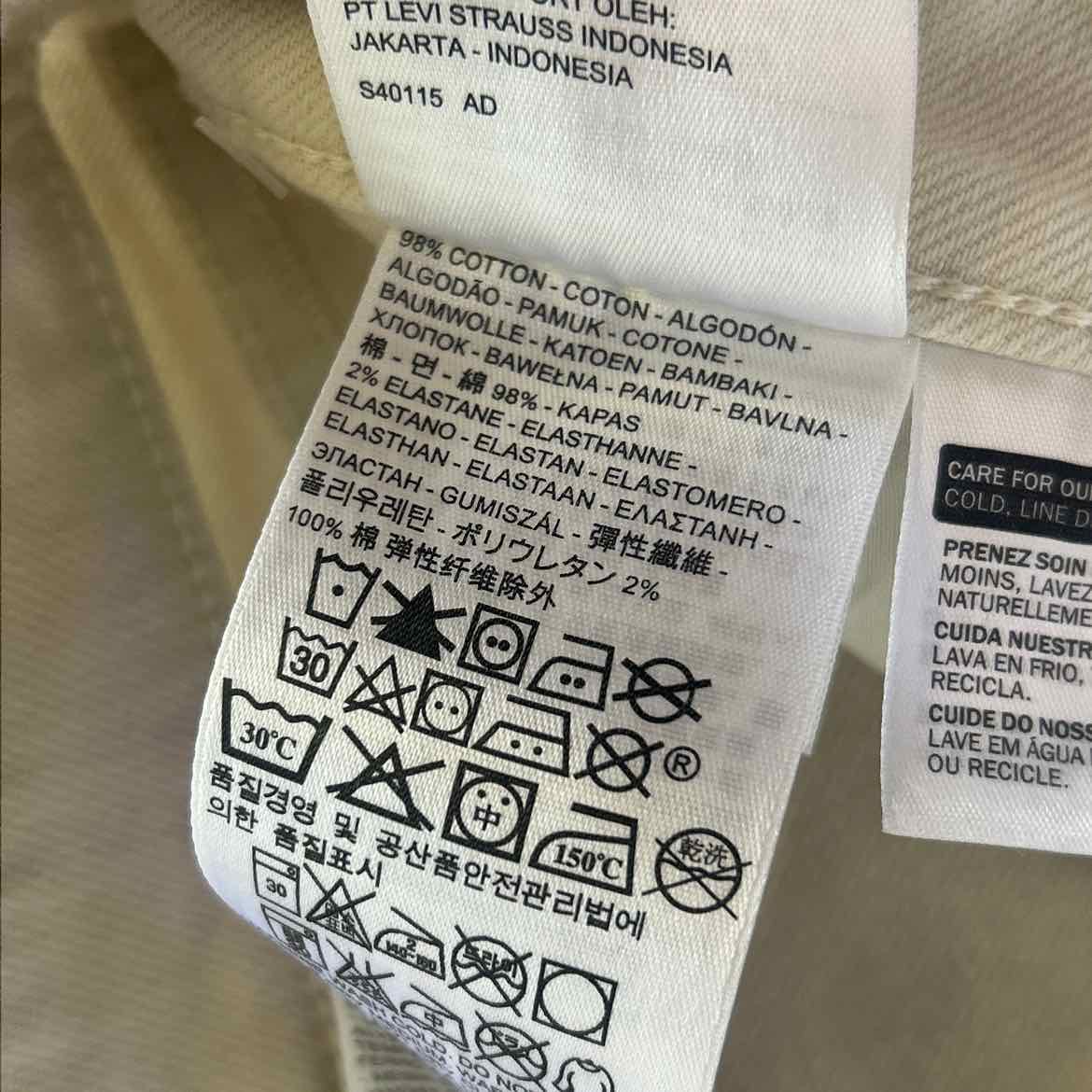 Levi's Size 16 Cream Preloved Jeans