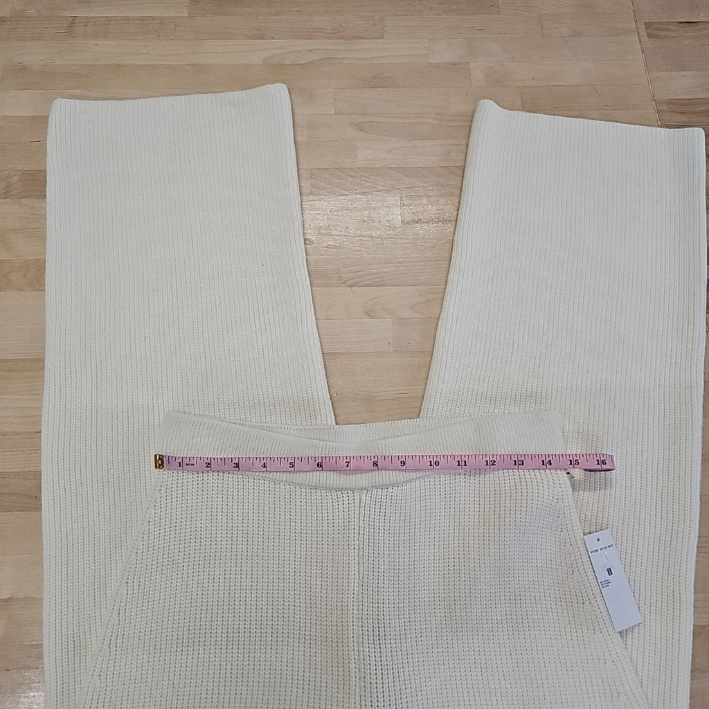 House Of Harlow Size M White Knit Pants