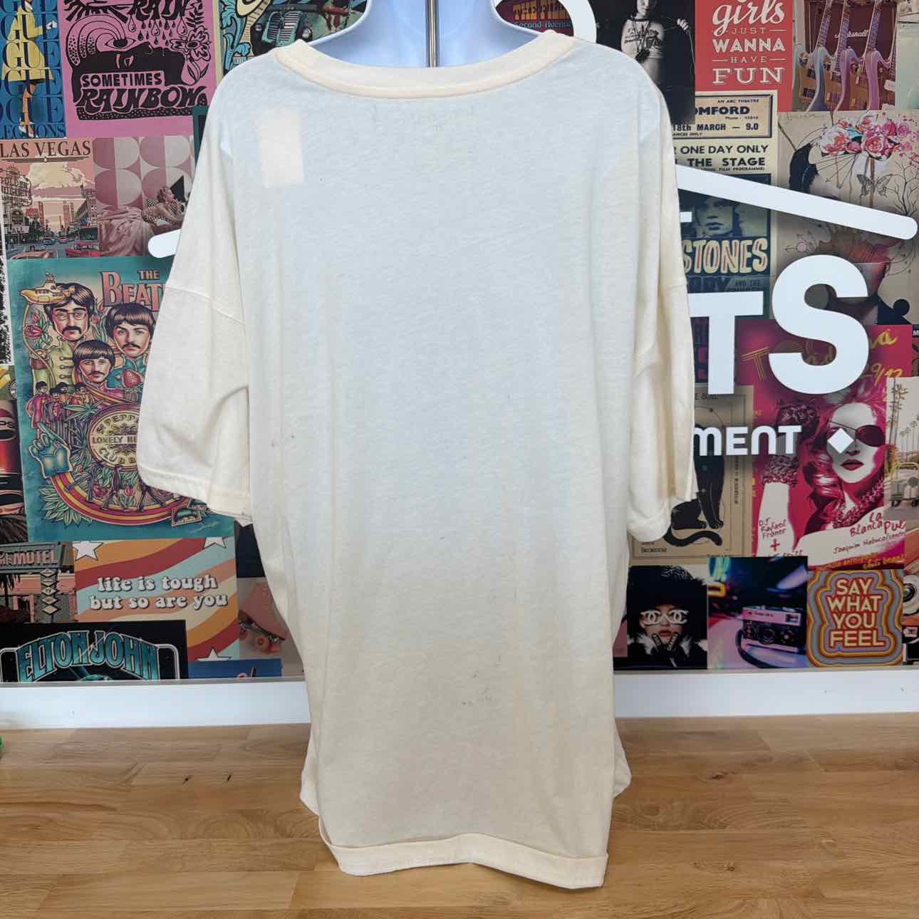 Love Tribe Size XL Hamptons Graphic Print T-Shirt - Egret