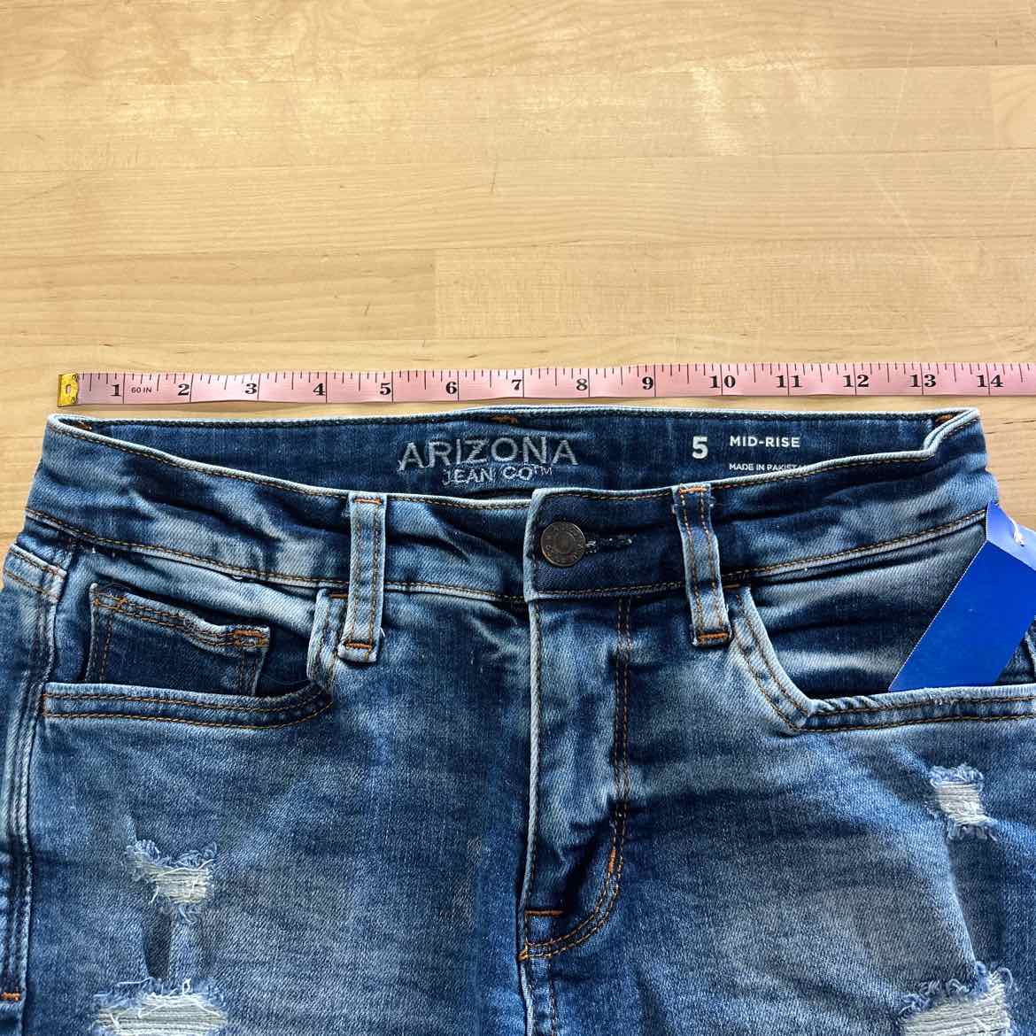 Arizona Jean Women Size 5 Blue Denim Preloved Shorts