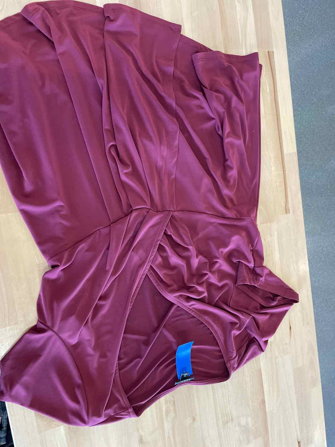 Torrid Size 0 Red Blouse