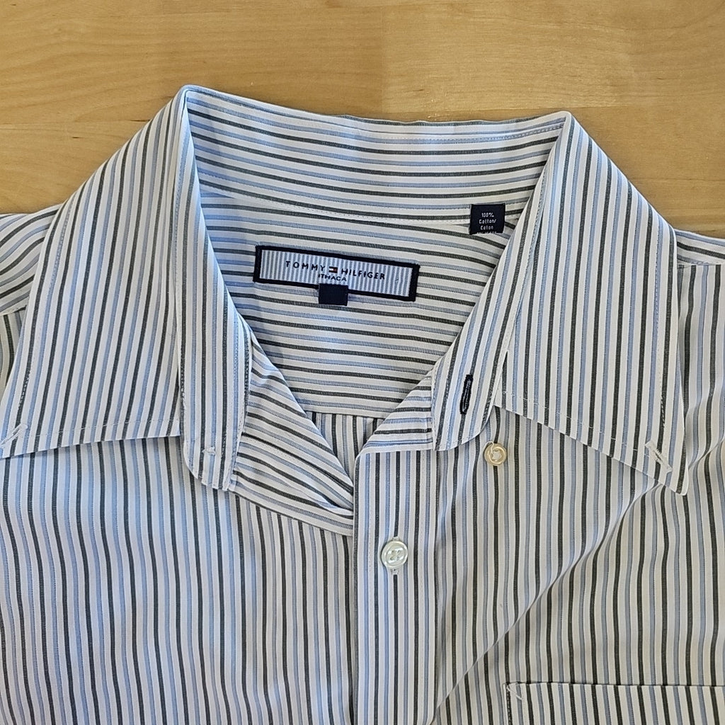 Tommy Hilfiger Size XL Blue MENS Button Down Shirt