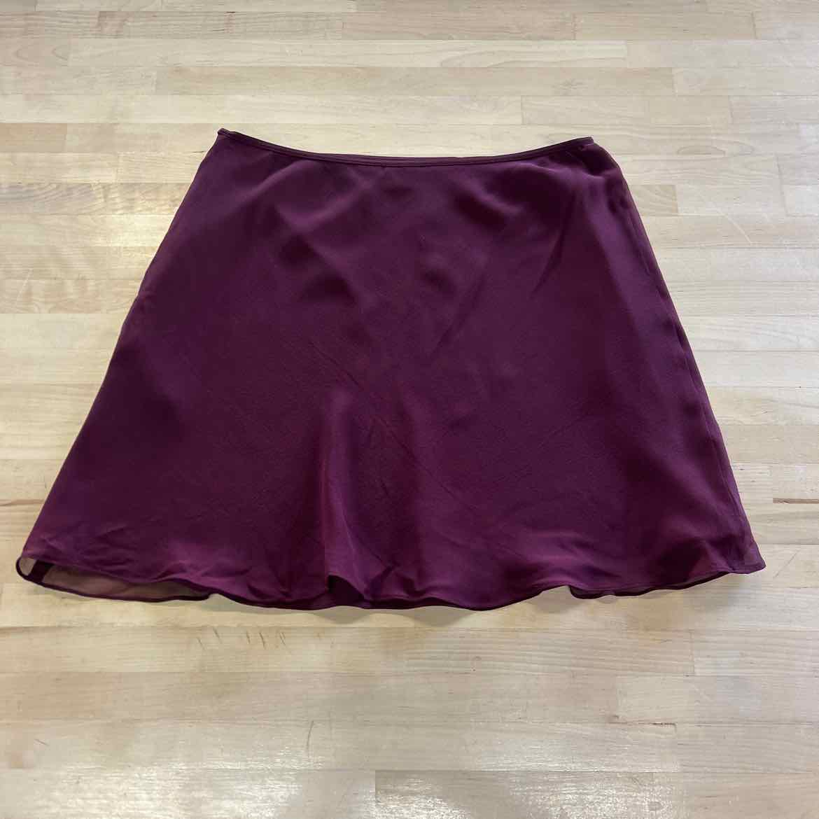 INC Size 14P Burgundy Polyester Silk Preloved Skirt