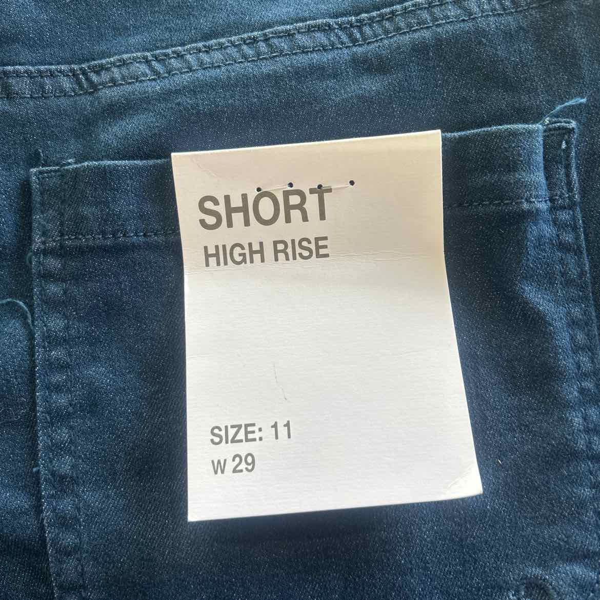 Indigo Rein Juniors' High-Rise Utility-Pocket Shorts - Raspberry Indigo - 11