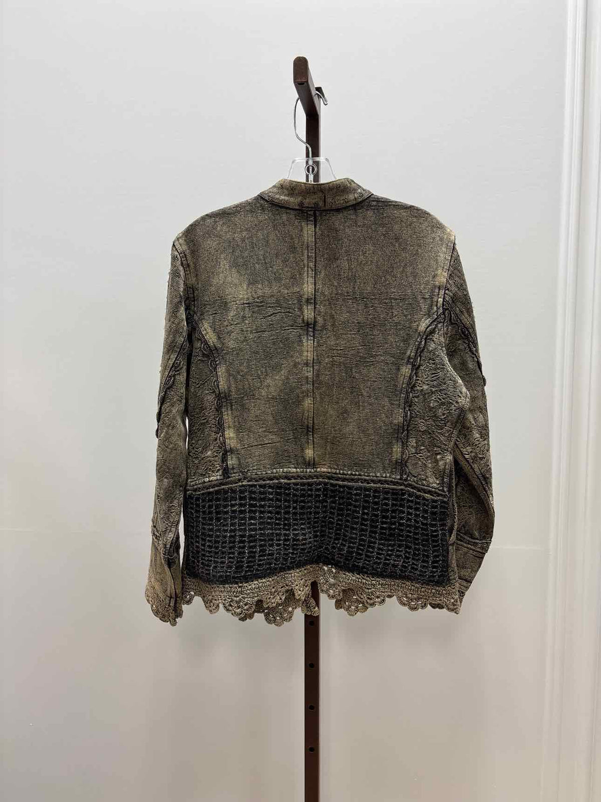Urban Tribe Size M Gray & Tan Denim Preloved Jacket