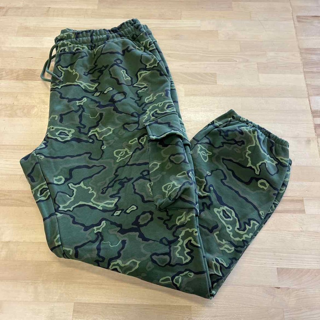 Mode of One Men's Regular-Fit Camo Cargo Jogger Pants - Bleeker Camo - XXL