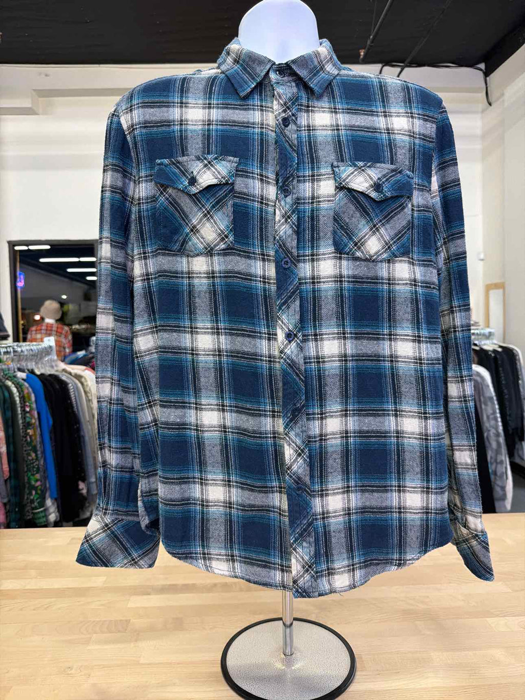Micros Size M Blue MENS Long Sleeve Plaid Flannel Shirt