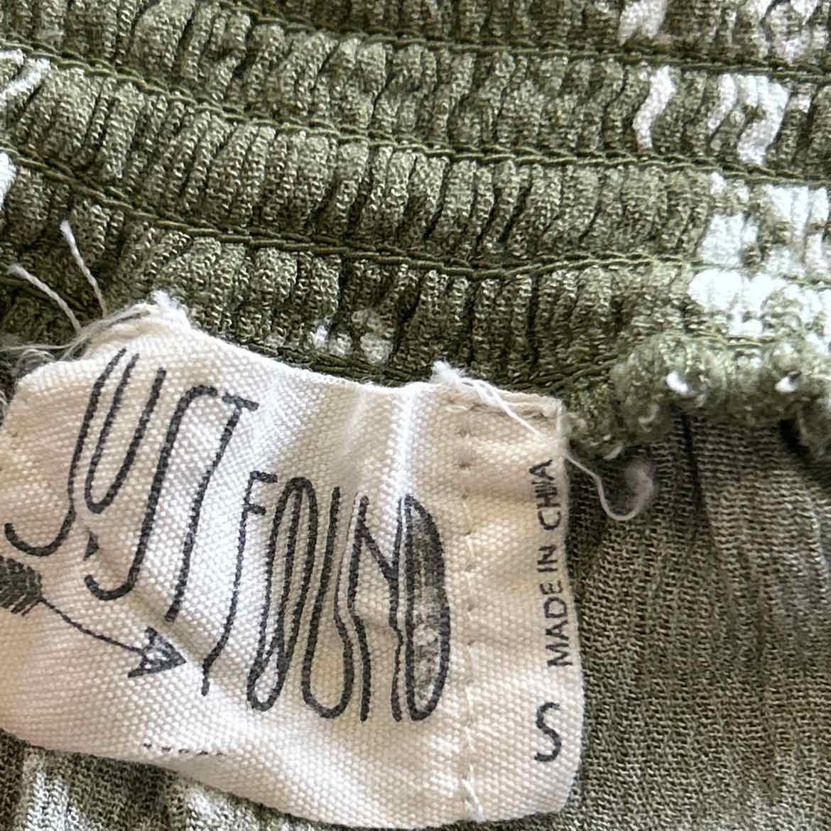 Just Found Size S Green Preloved 2 pc Dress Set