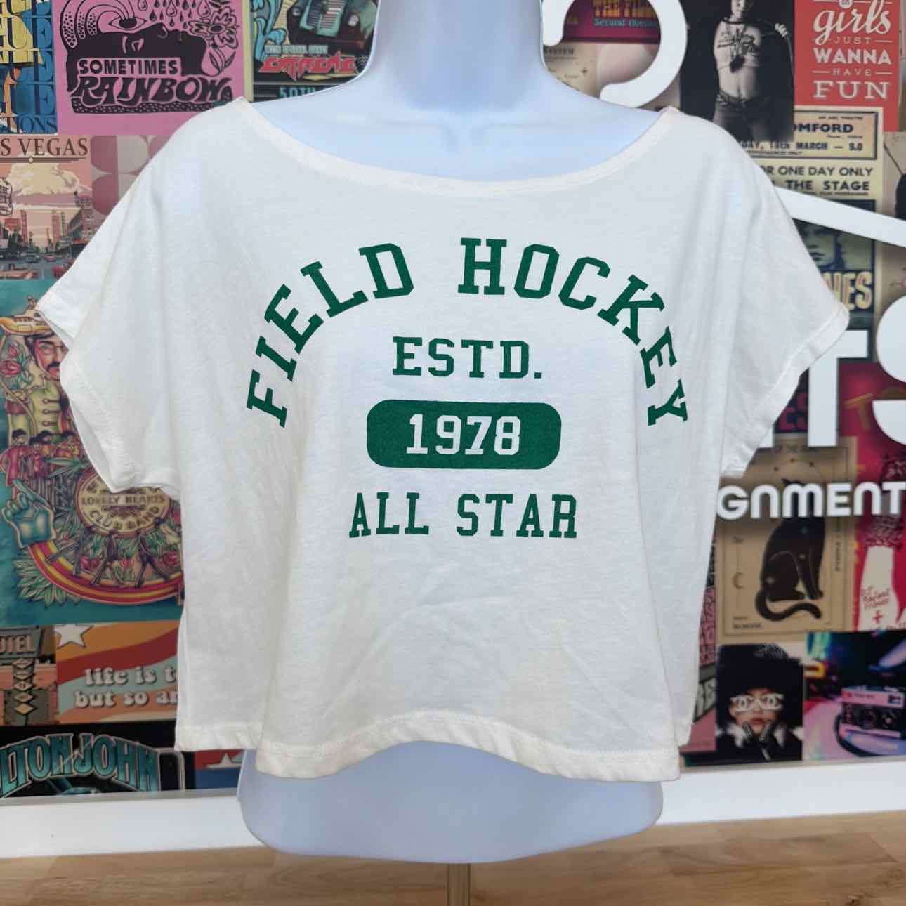 Self E Size S Graphic Off-the-Shoulder T-Shirt - White