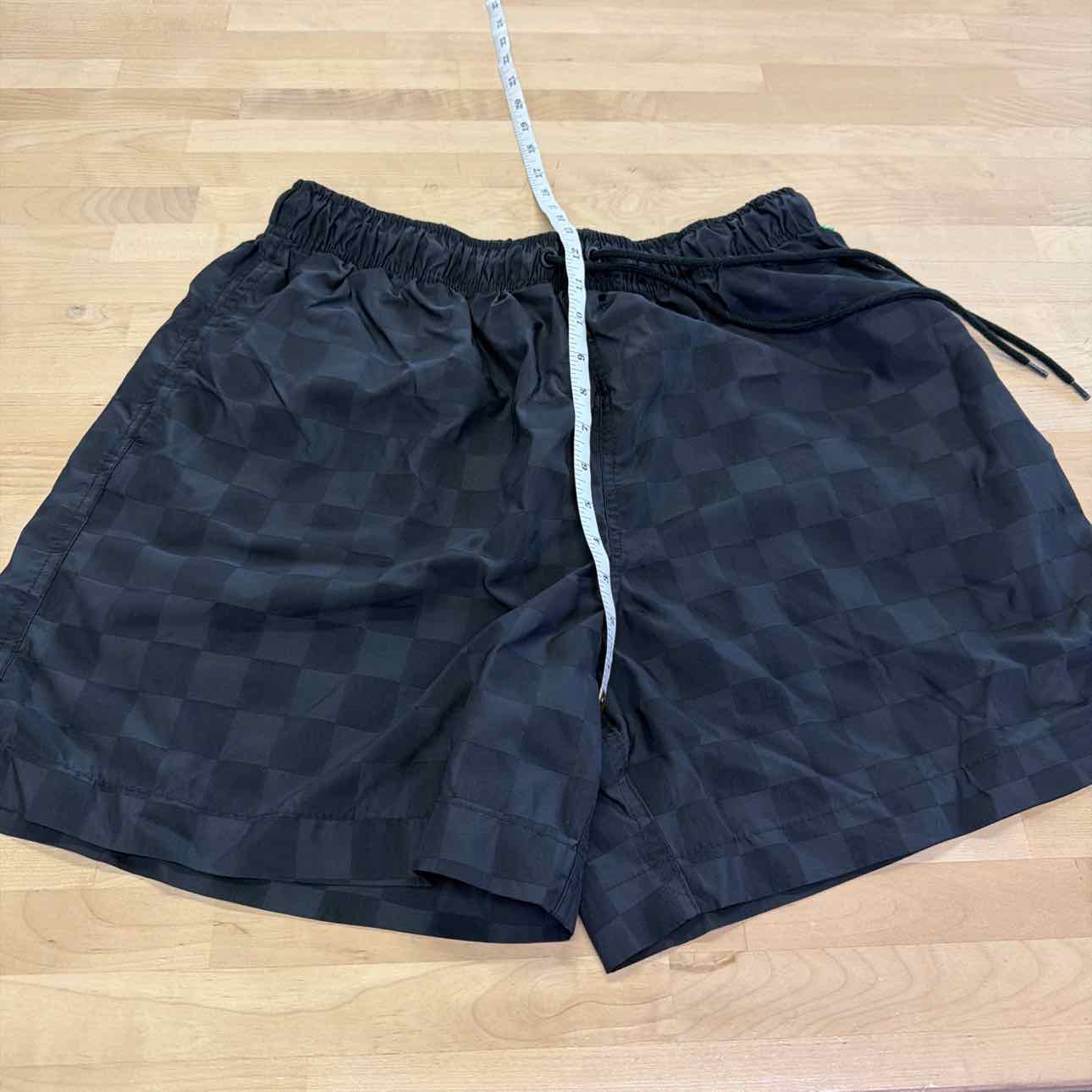 Nike Men's Size L Black MENS Shorts